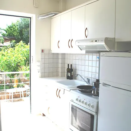 Iris Linamare Kivérion