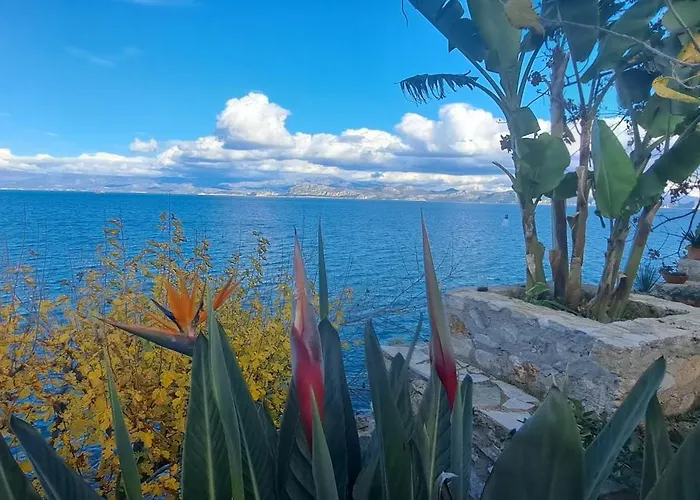 Iris Linamare 公寓