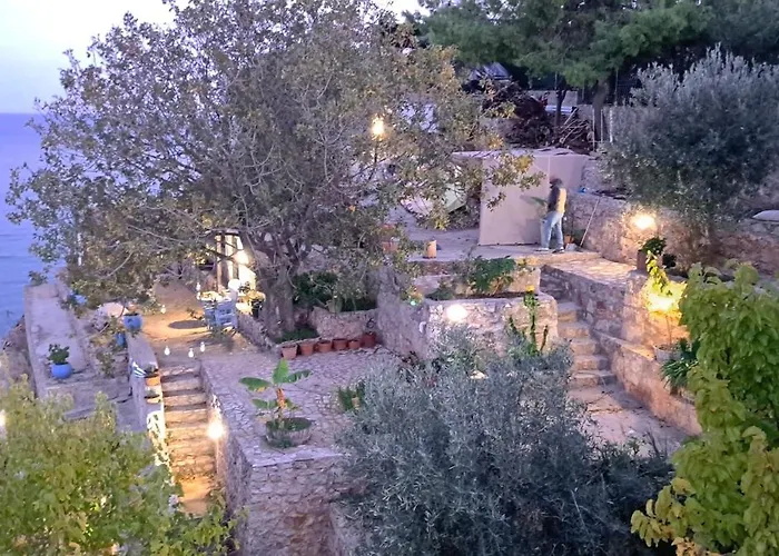 Iris Linamare Kivérion