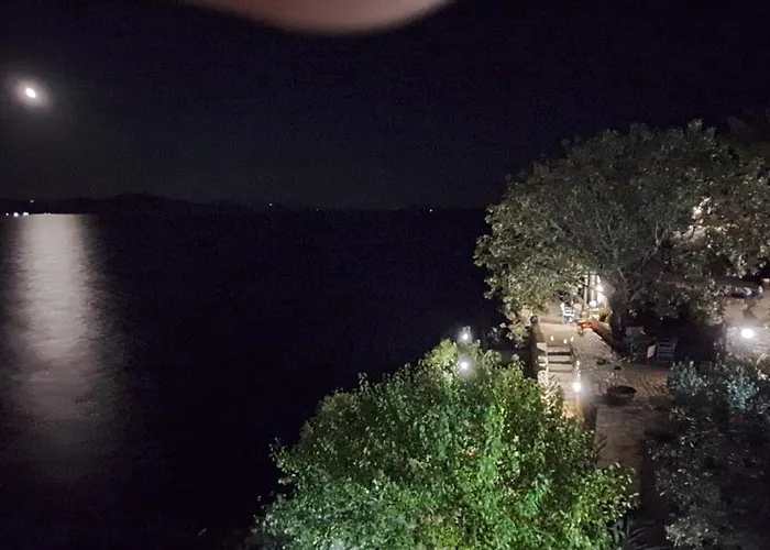 公寓 Iris Linamare Kivérion